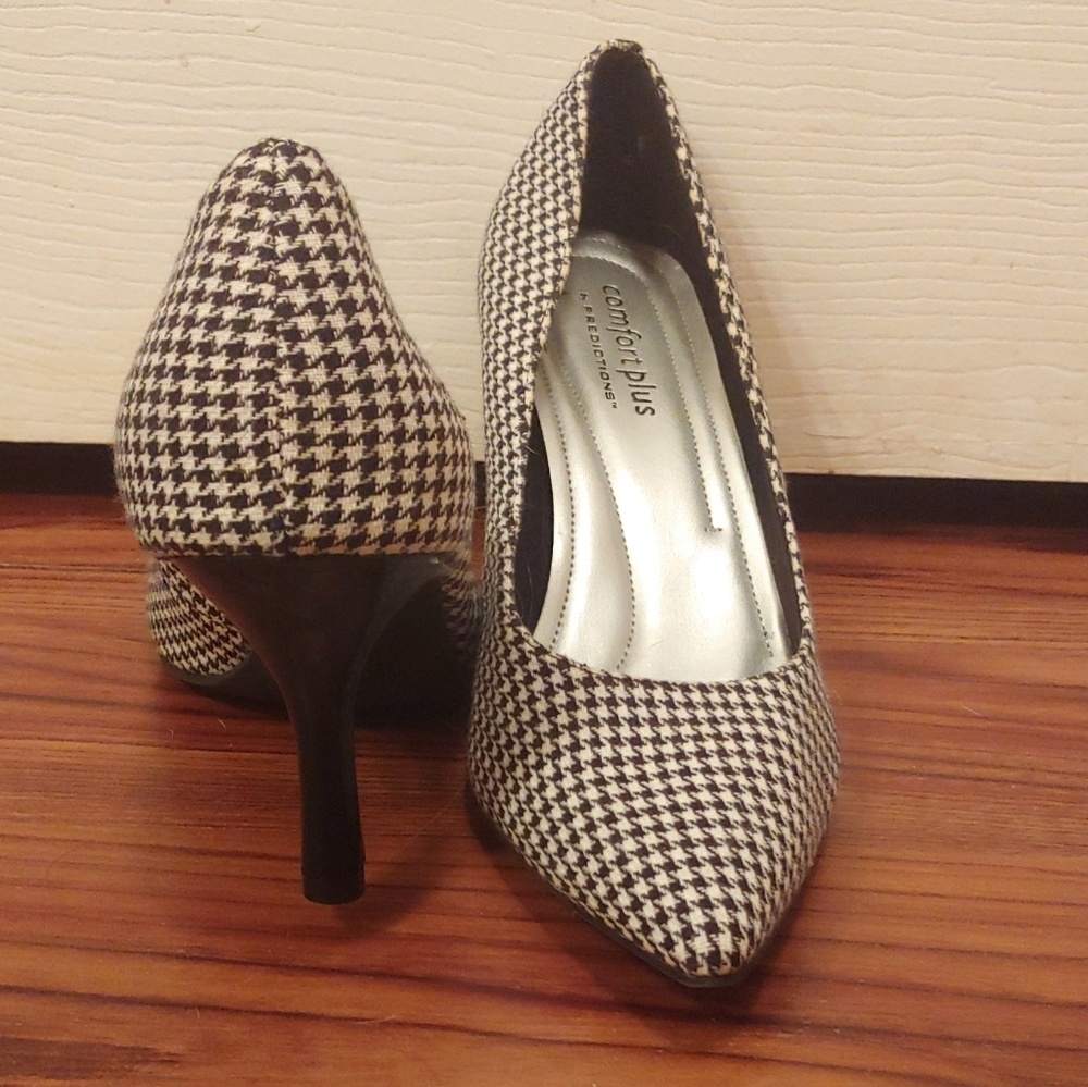 Houndstooth heels
